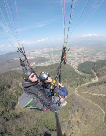 Paragliding in Brasov – ParapantaBrasov.ro