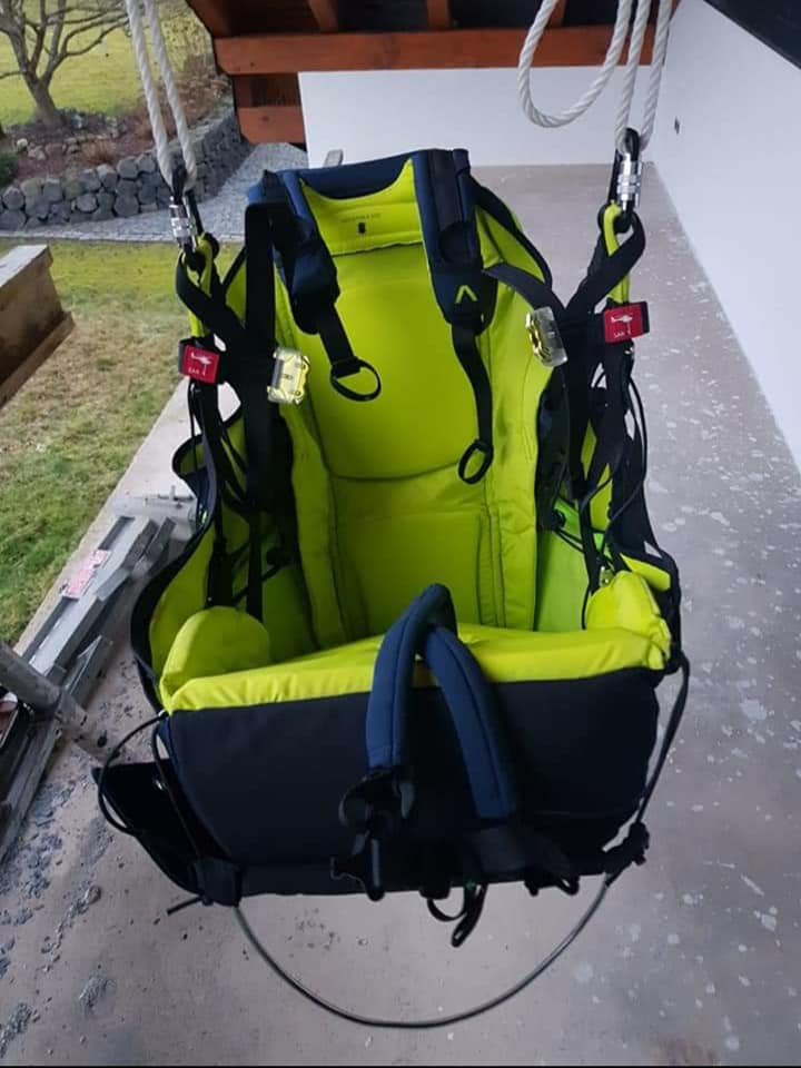 Used Harness Skywalk Cult 4 M