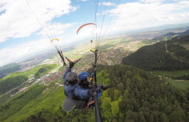 Paragliding Tandem in Brasov with ParapantaBrasov.ro