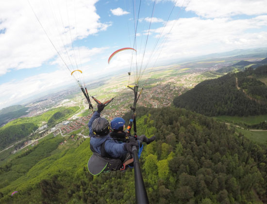 Paragliding Tandem in Brasov with ParapantaBrasov.ro